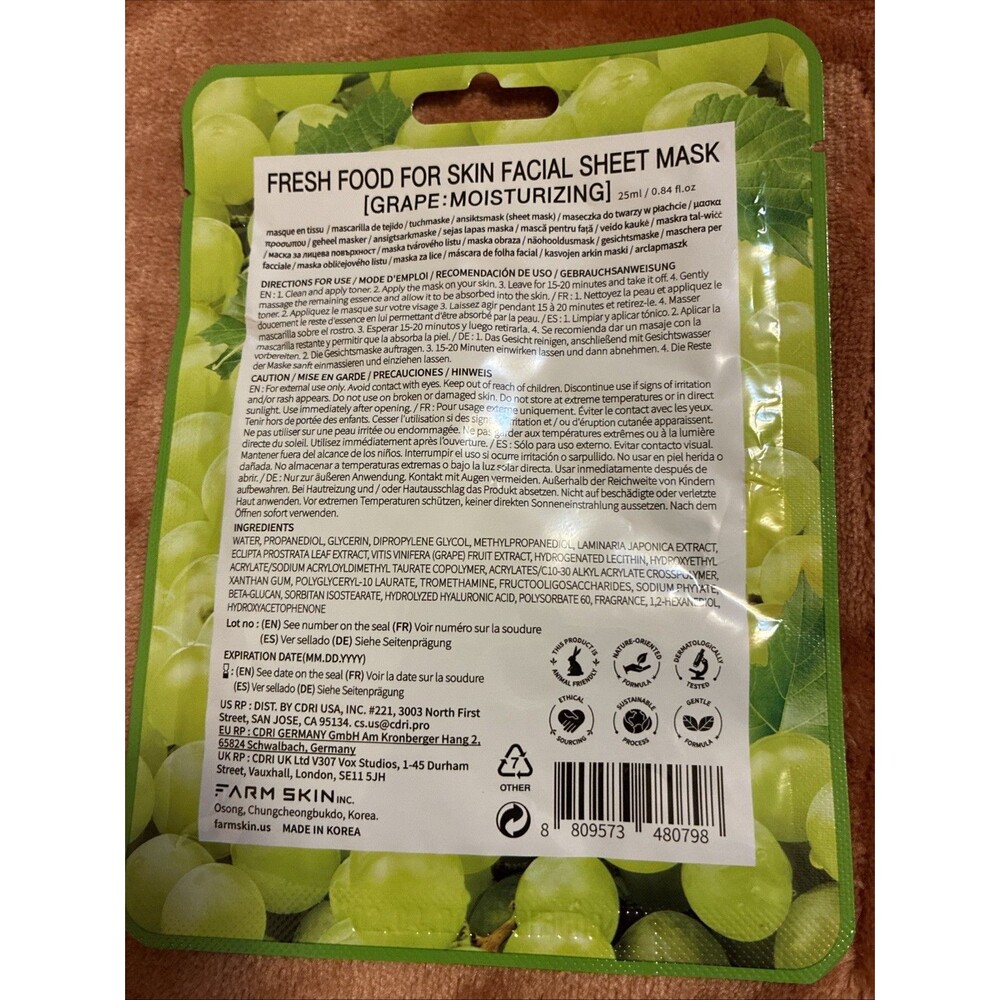 FARM SKIN  FRESH FOOD FOR SKIN FACIAL SHEET MASK GRAPE 25ML - Picture 2 of 5